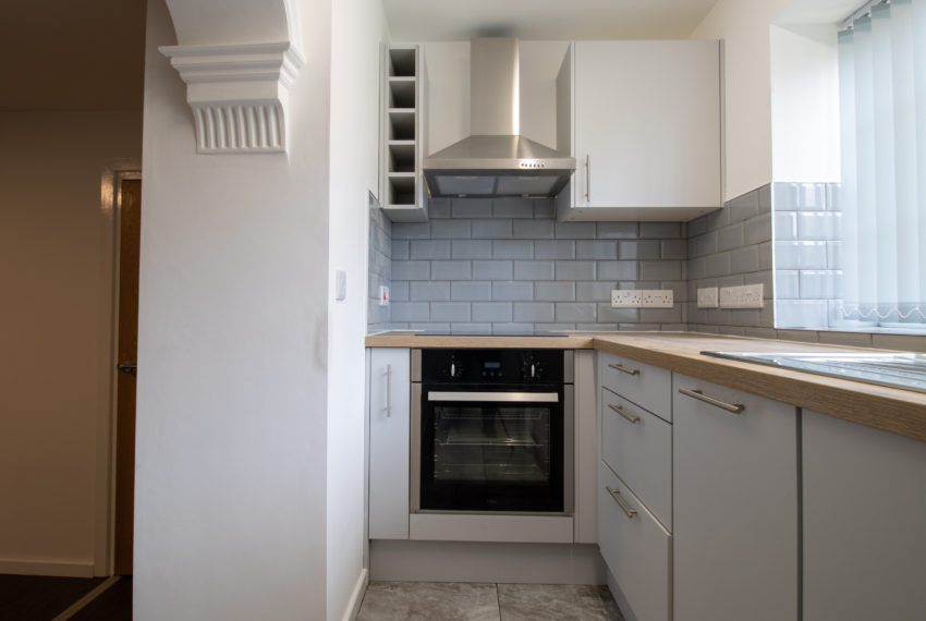 11 35 Cliff Road, Basment