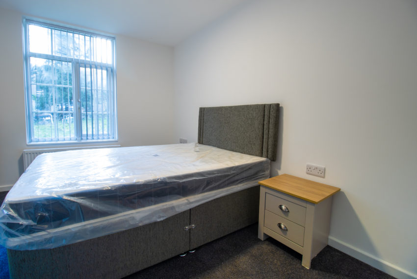 2 35 Cliff Road, Basment