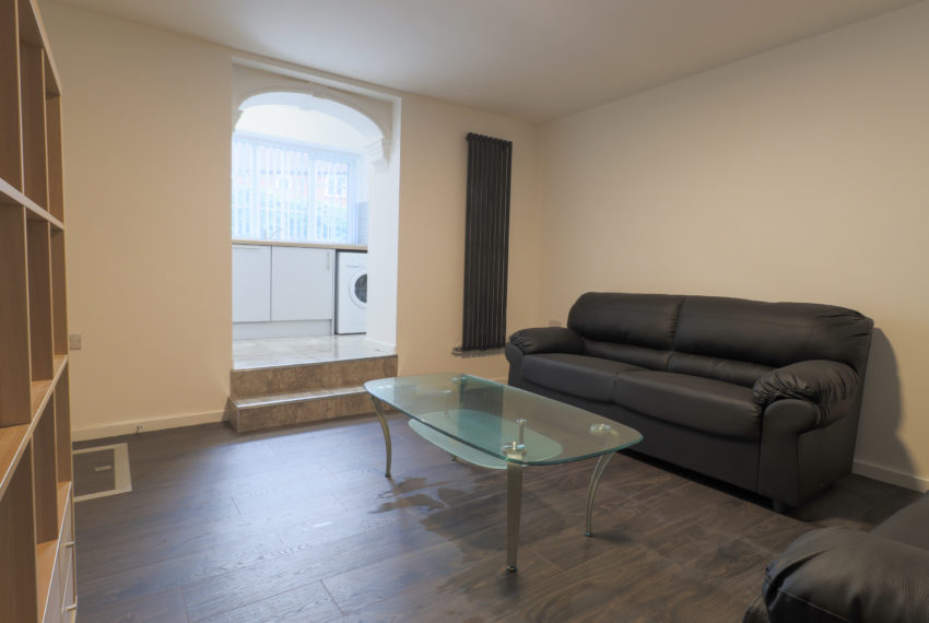 24 35 Cliff Road, Basment