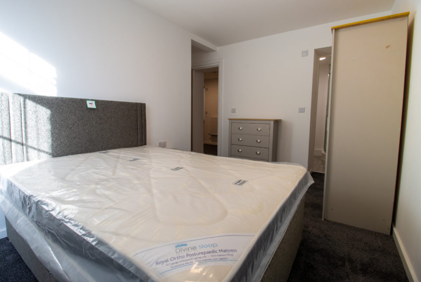 5 35 Cliff Road, Basment