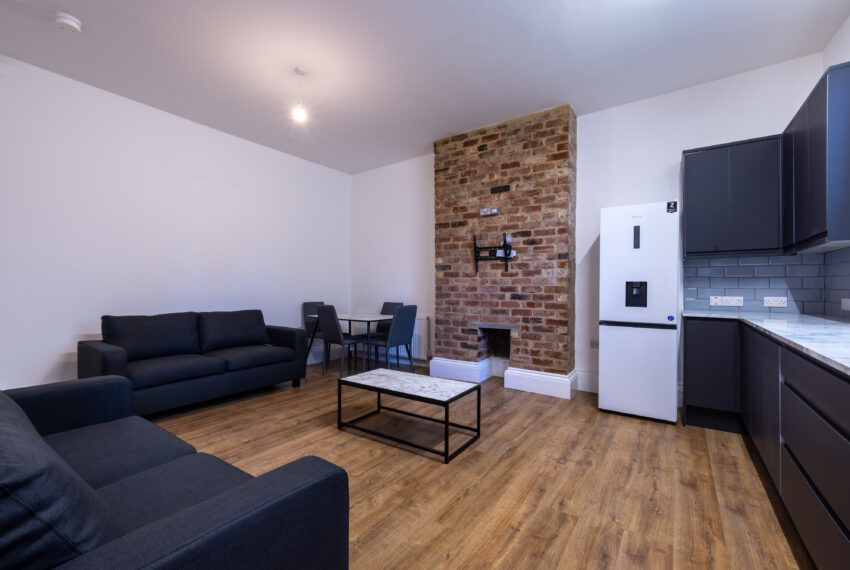 Flat 2 40 Headingley Lane 1 (1)